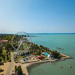 Holiday Hotel Siofok Siófok