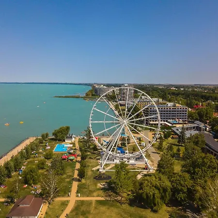 Otel Holiday Hotel Siofok