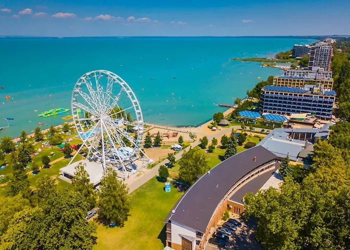 Holiday Hotel Siofok Hotel 3*