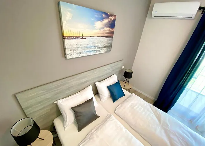 Holiday Hotel Siofok ホテル シオーフォク